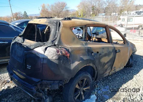 2018 Toyota Rav4 Xle из США, поврежденный, VIN 2T3RFREV9JW809251